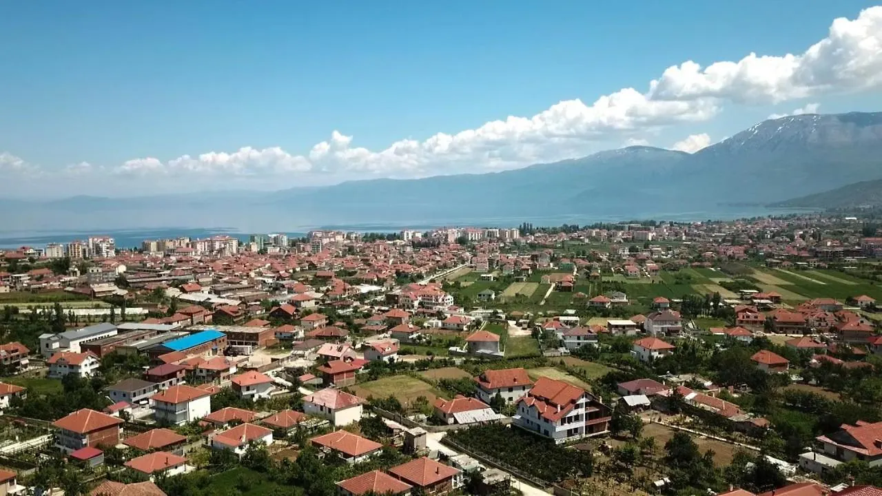 Vila Topalli Villa Pogradec