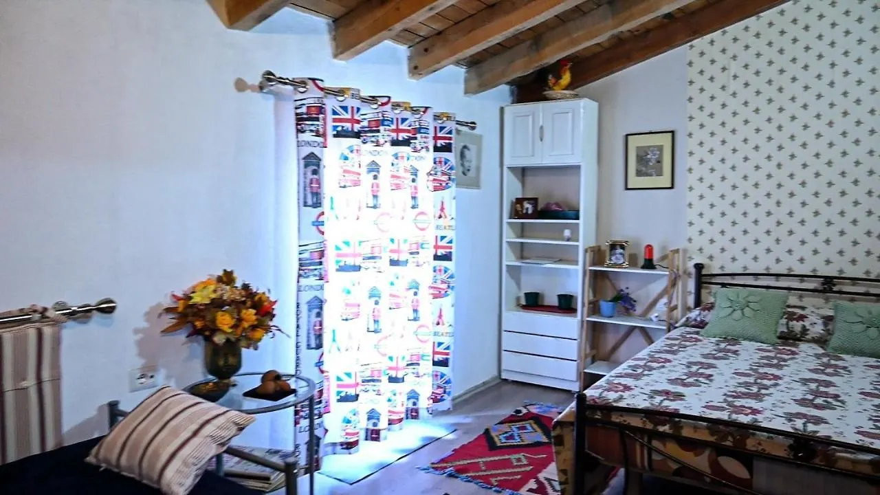 Vila Topalli Villa Pogradec